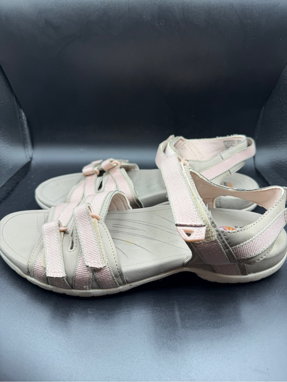 Earth Spirit Women's Sandals in Light Pink and Taupe